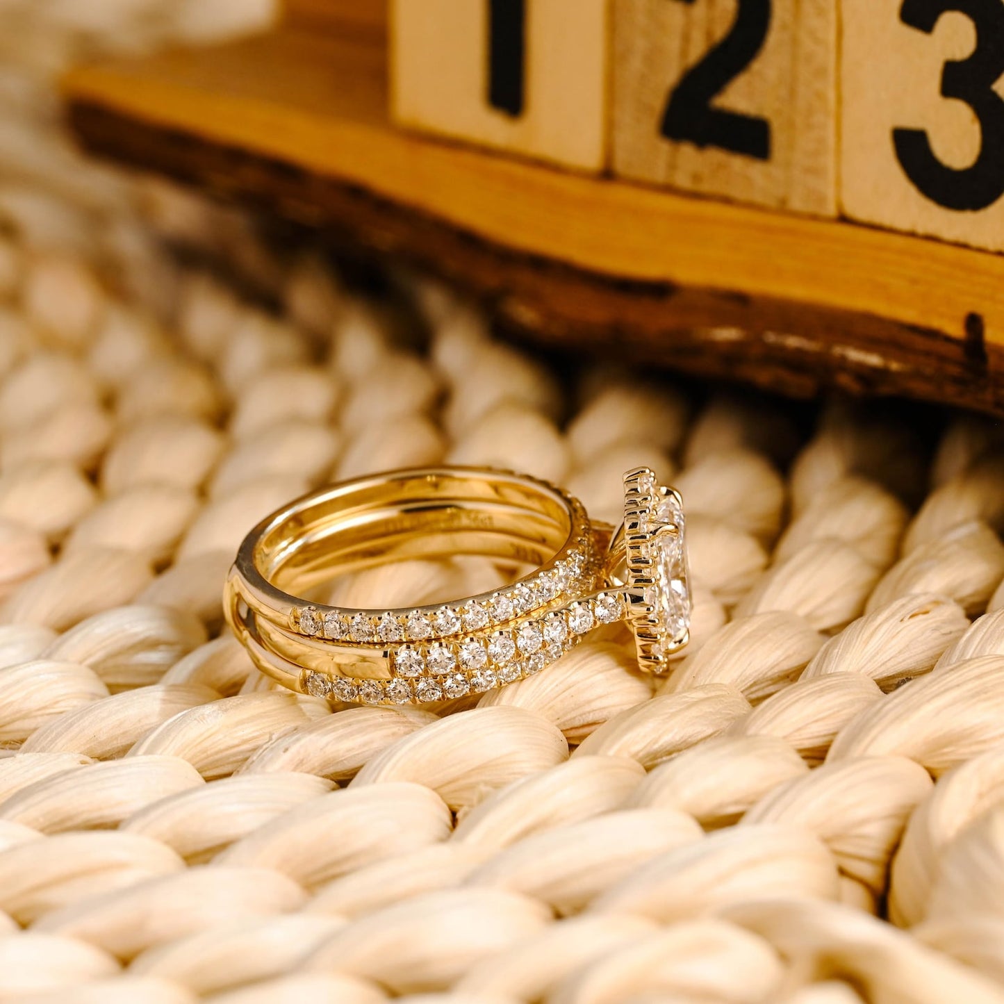 1.0 CT Round Solitaire Lab Grown Diamond Bridal Ring Set