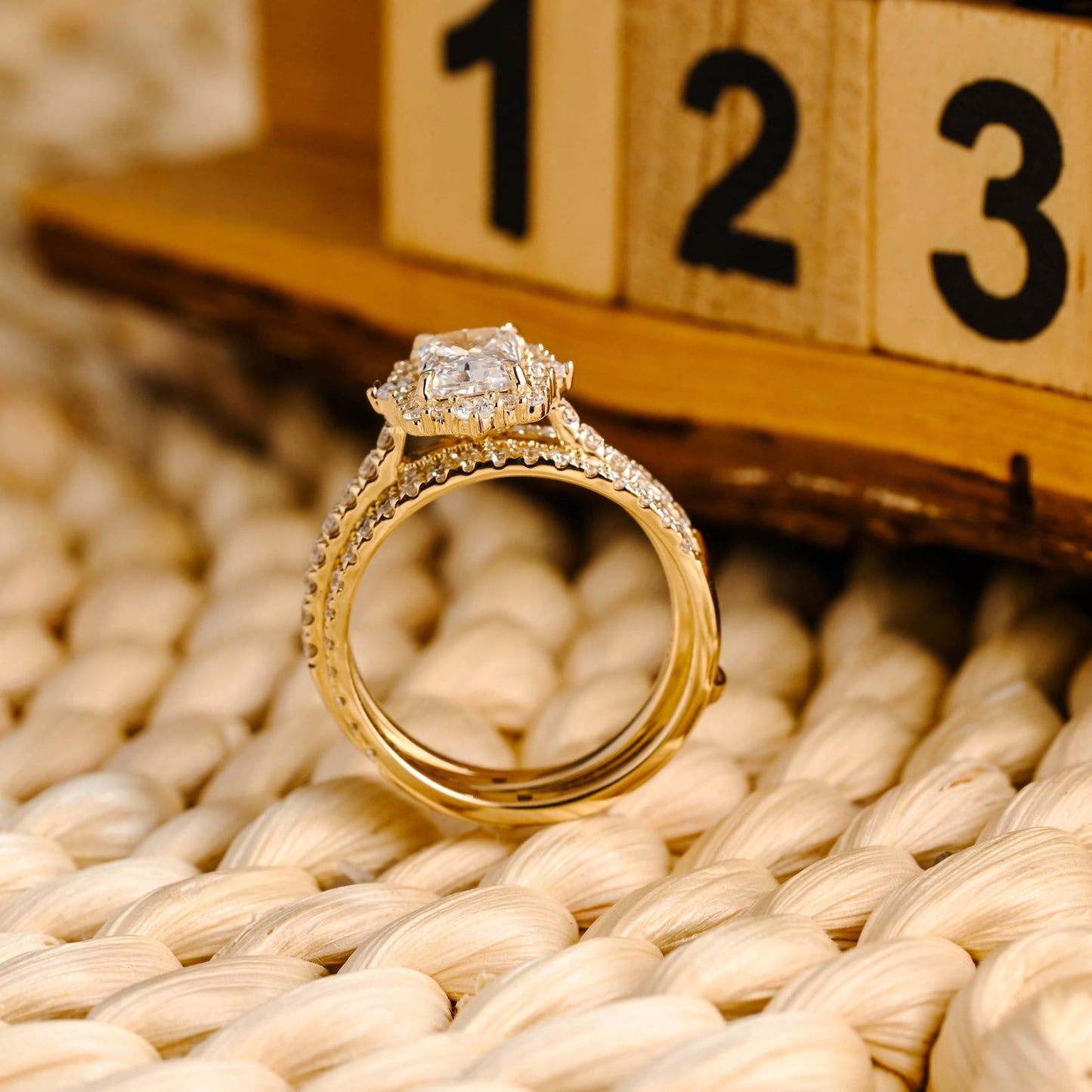 1.0 CT Round Solitaire Lab Grown Diamond Bridal Ring Set