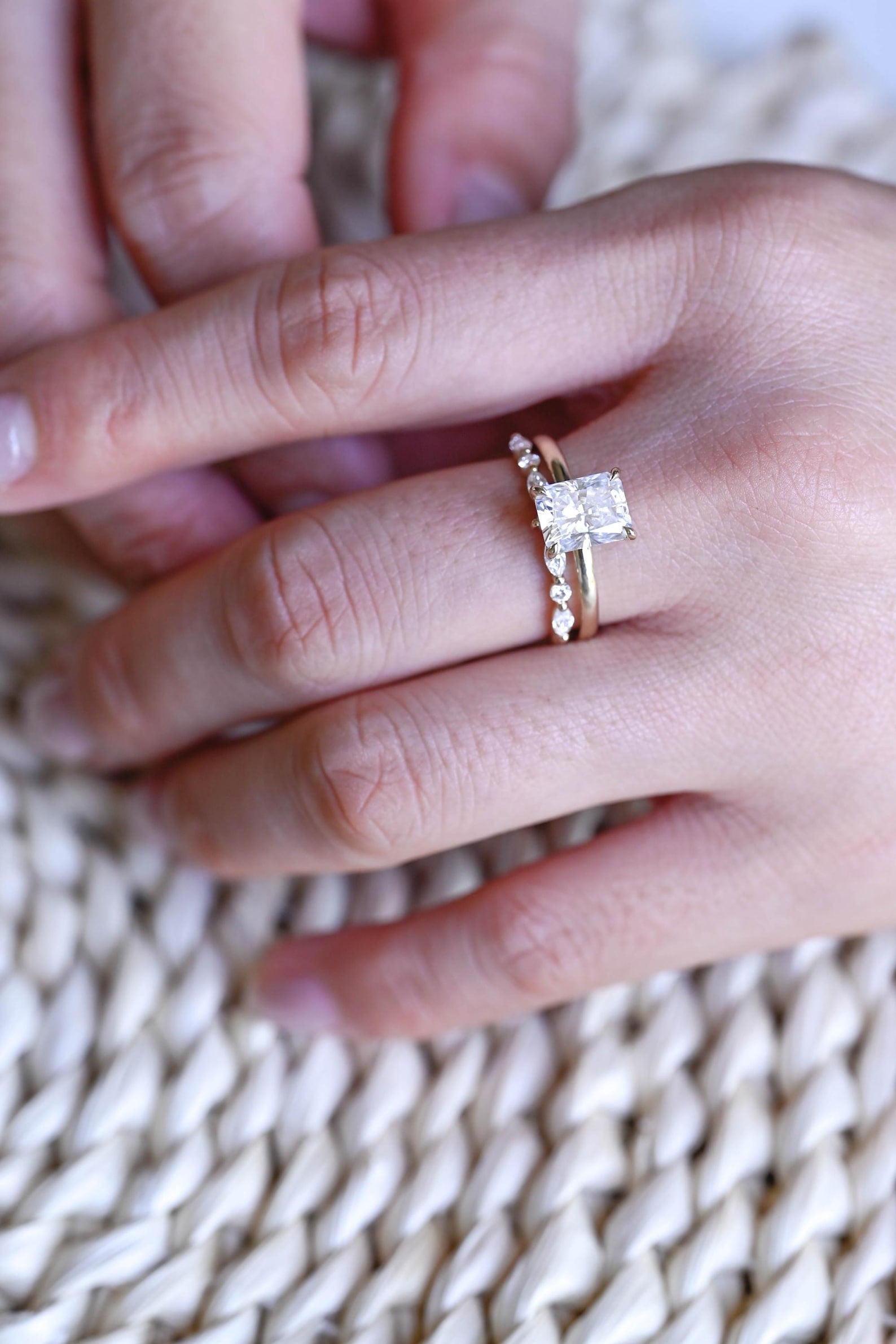 1.0 CT Round Solitaire Lab Grown Diamond Bridal Ring Set