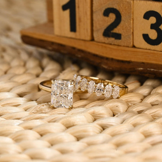 1.0 CT Round Solitaire Lab Grown Diamond Bridal Ring Set