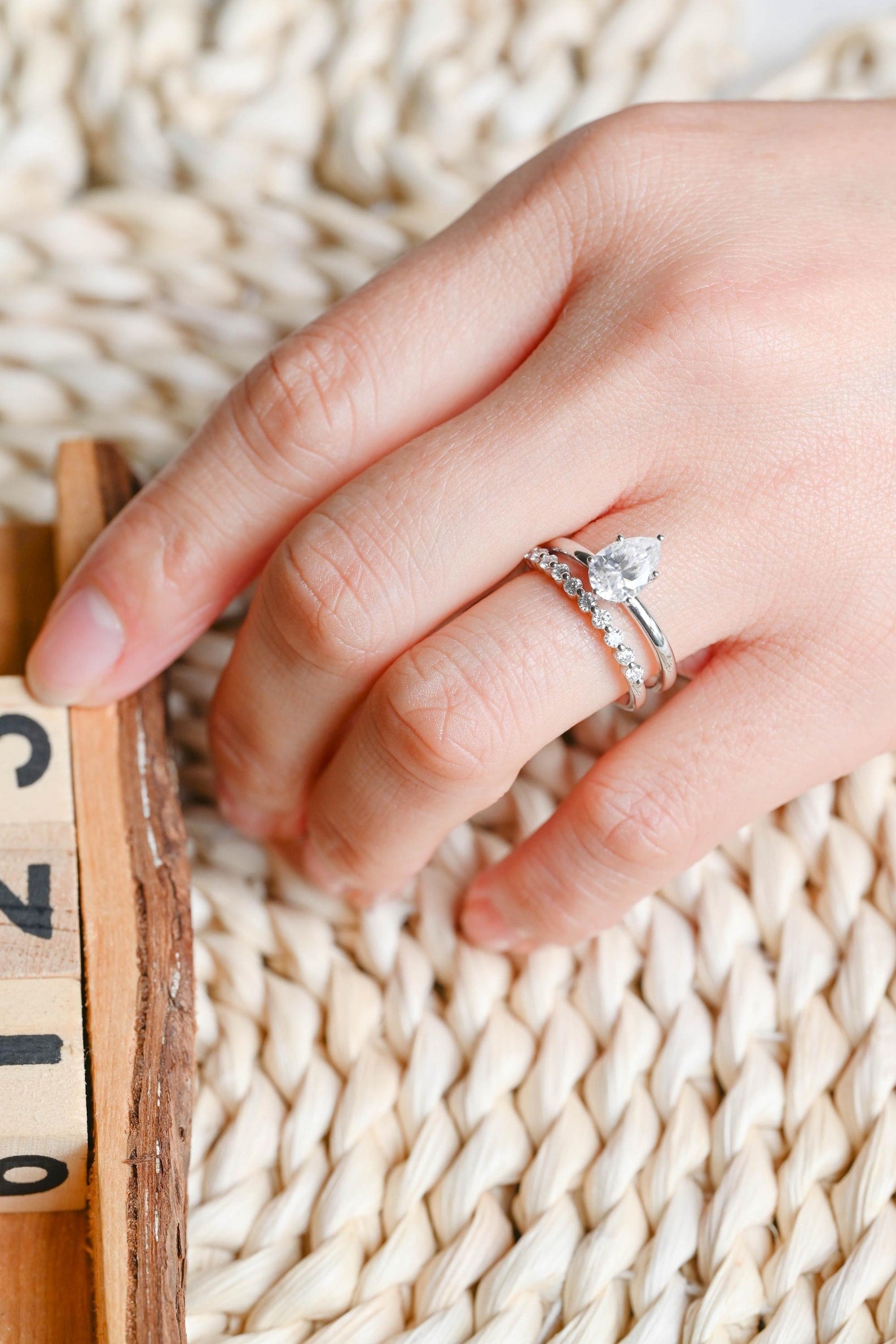 1.0 CT Round Solitaire Lab Grown Diamond Bridal Ring Set