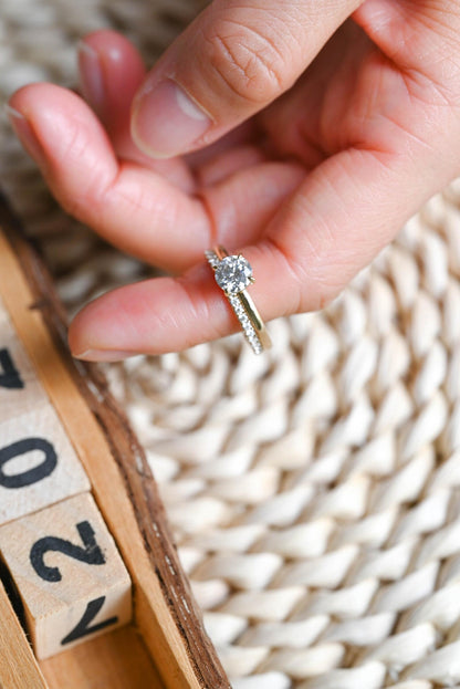 1.0 CT Round Solitaire Lab Grown Diamond Bridal Ring Set