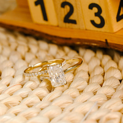 1.0 CT Round Solitaire Lab Grown Diamond Bridal Ring Set