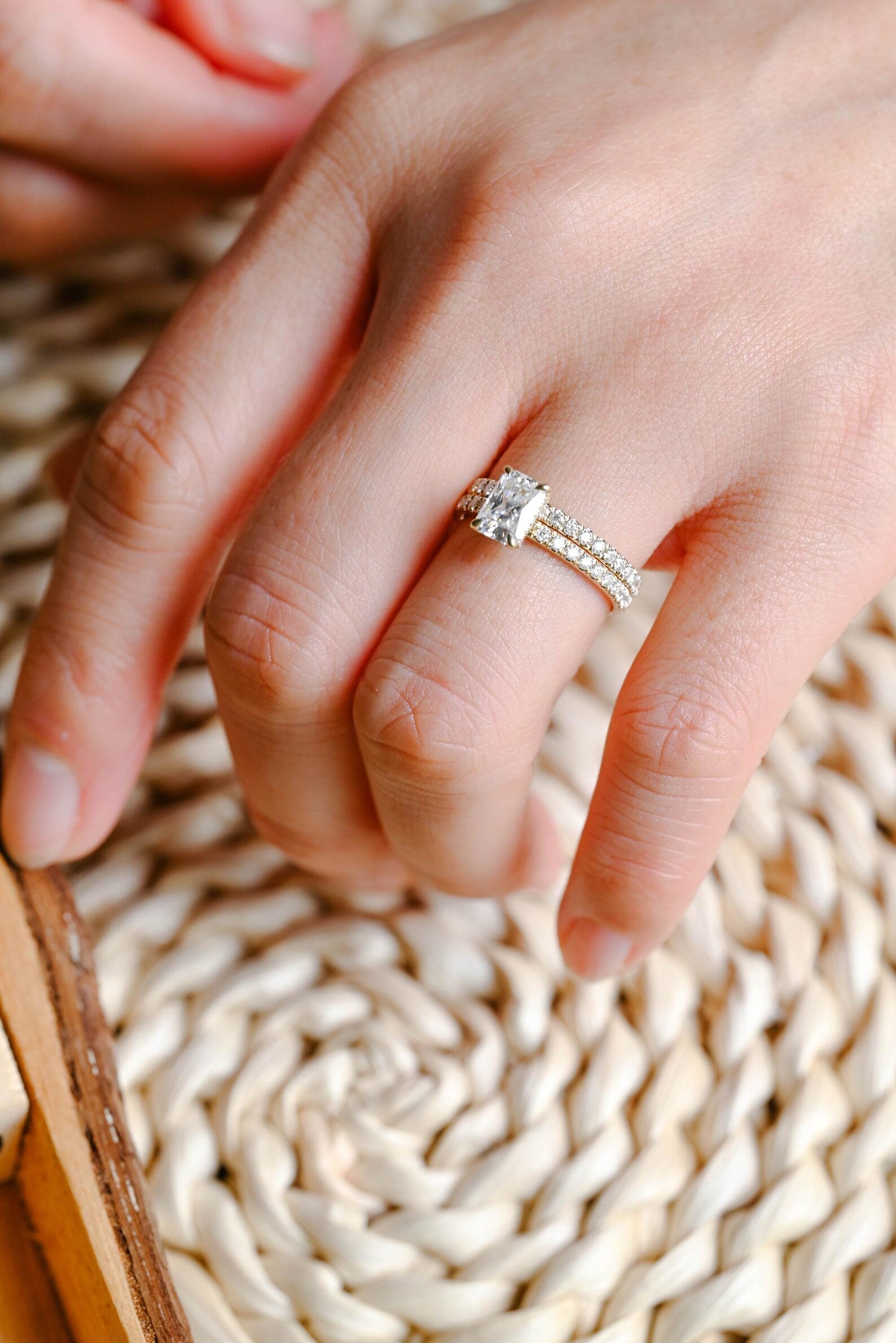 1.0 CT Round Solitaire Lab Grown Diamond Bridal Ring Set