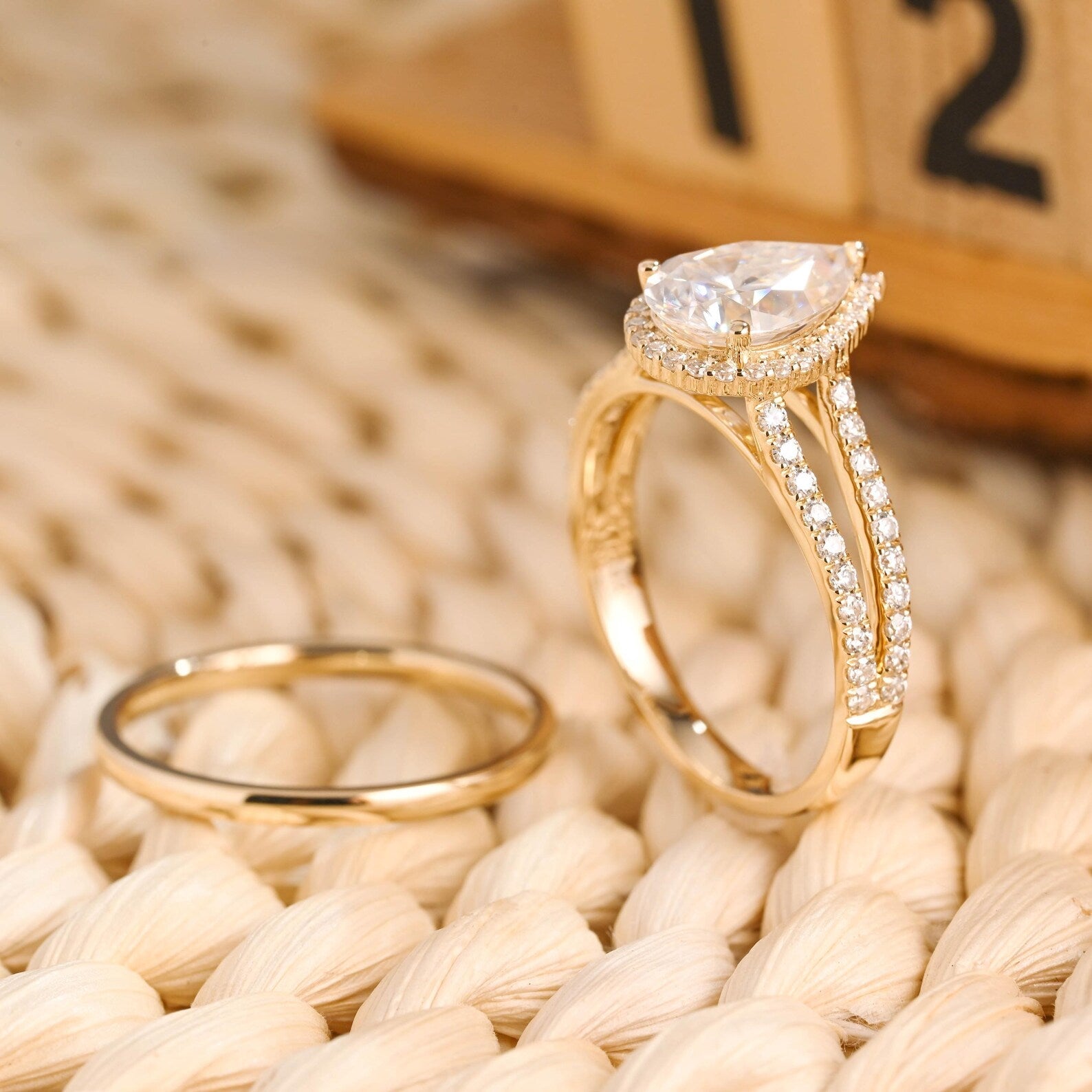 1.0 CT Round Solitaire Lab Grown Diamond Bridal Ring Set