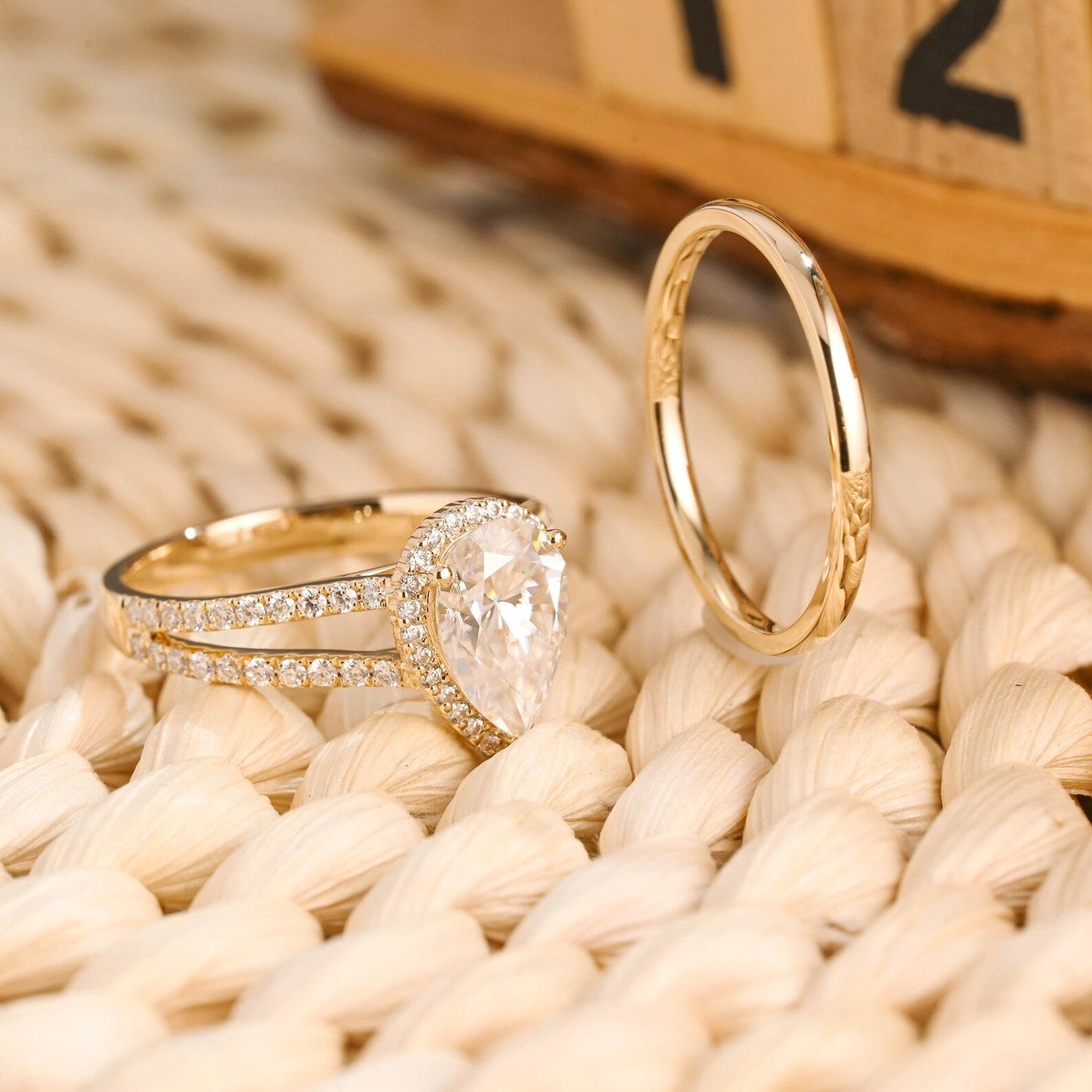 1.0 CT Round Solitaire Lab Grown Diamond Bridal Ring Set