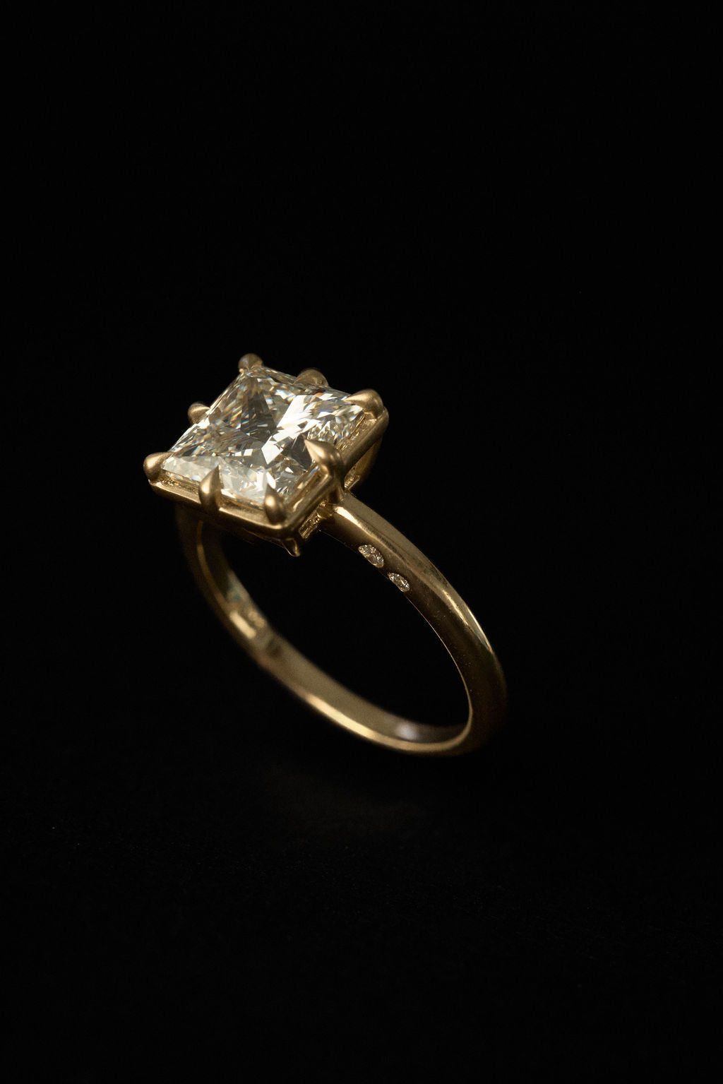 2 CT Round Three Stones Lab Grown Diamond Engagement Ring