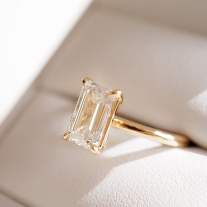 Round Halo, Pave & Split Shank Engagement Ring – 1.93 CT Lab Grown Diamond