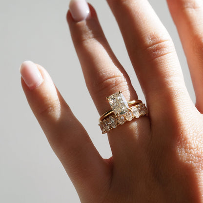 Round Halo, Pave & Split Shank Engagement Ring – 1.93 CT Lab Grown Diamond