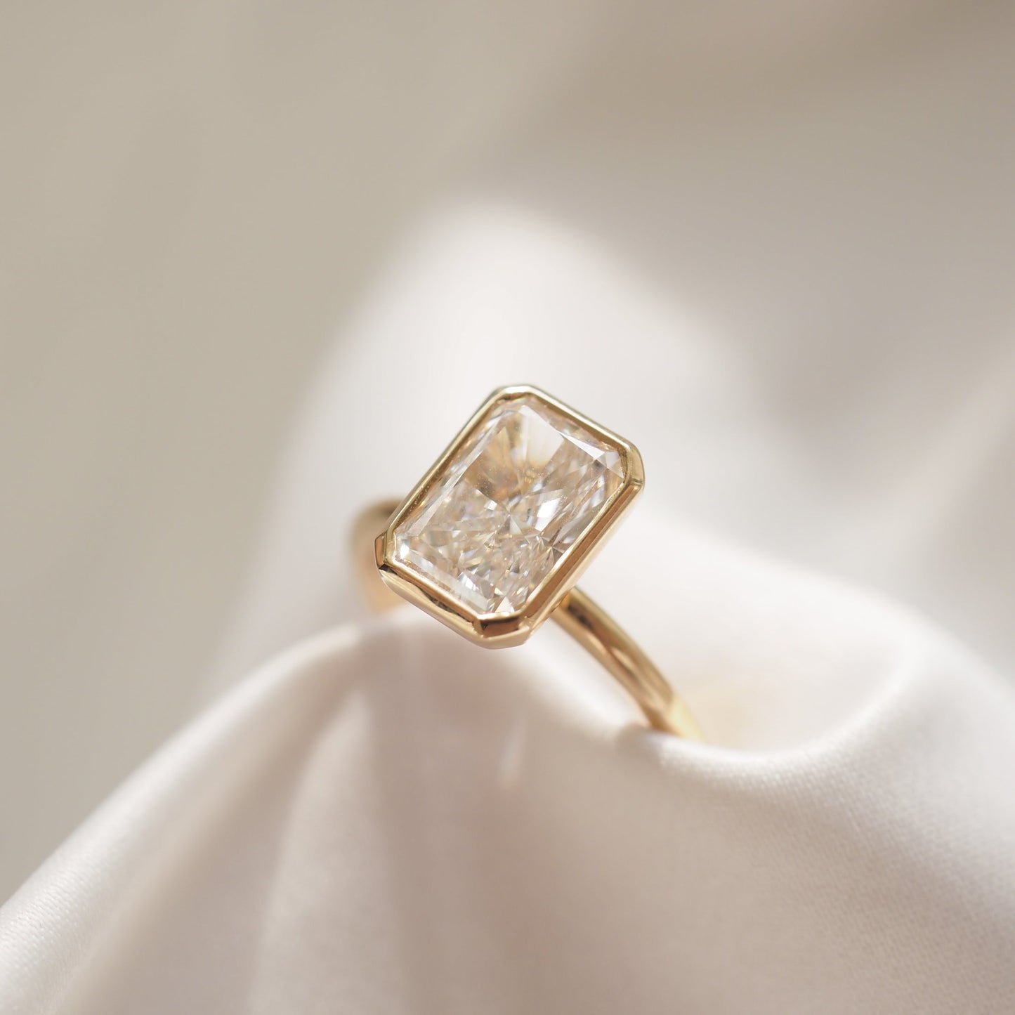 Round Halo, Pave & Split Shank Engagement Ring – 1.93 CT Lab Grown Diamond
