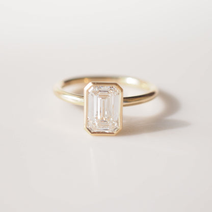 Round Halo, Pave & Split Shank Engagement Ring – 1.93 CT Lab Grown Diamond