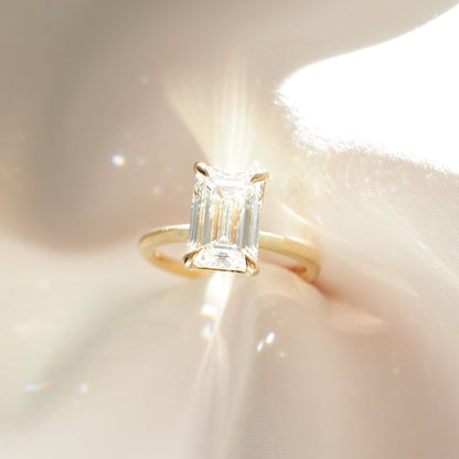 Round Halo, Pave & Split Shank Engagement Ring – 1.93 CT Lab Grown Diamond