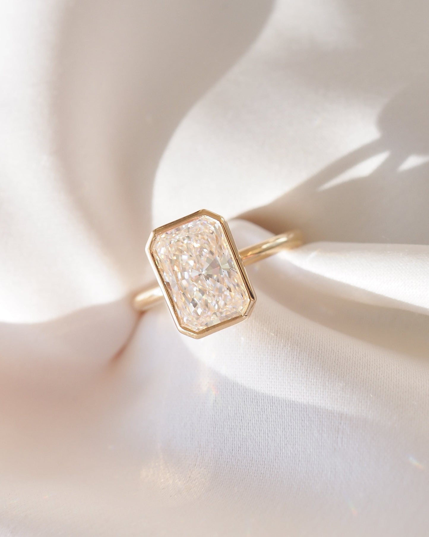 Round Halo, Pave & Split Shank Engagement Ring – 1.93 CT Lab Grown Diamond