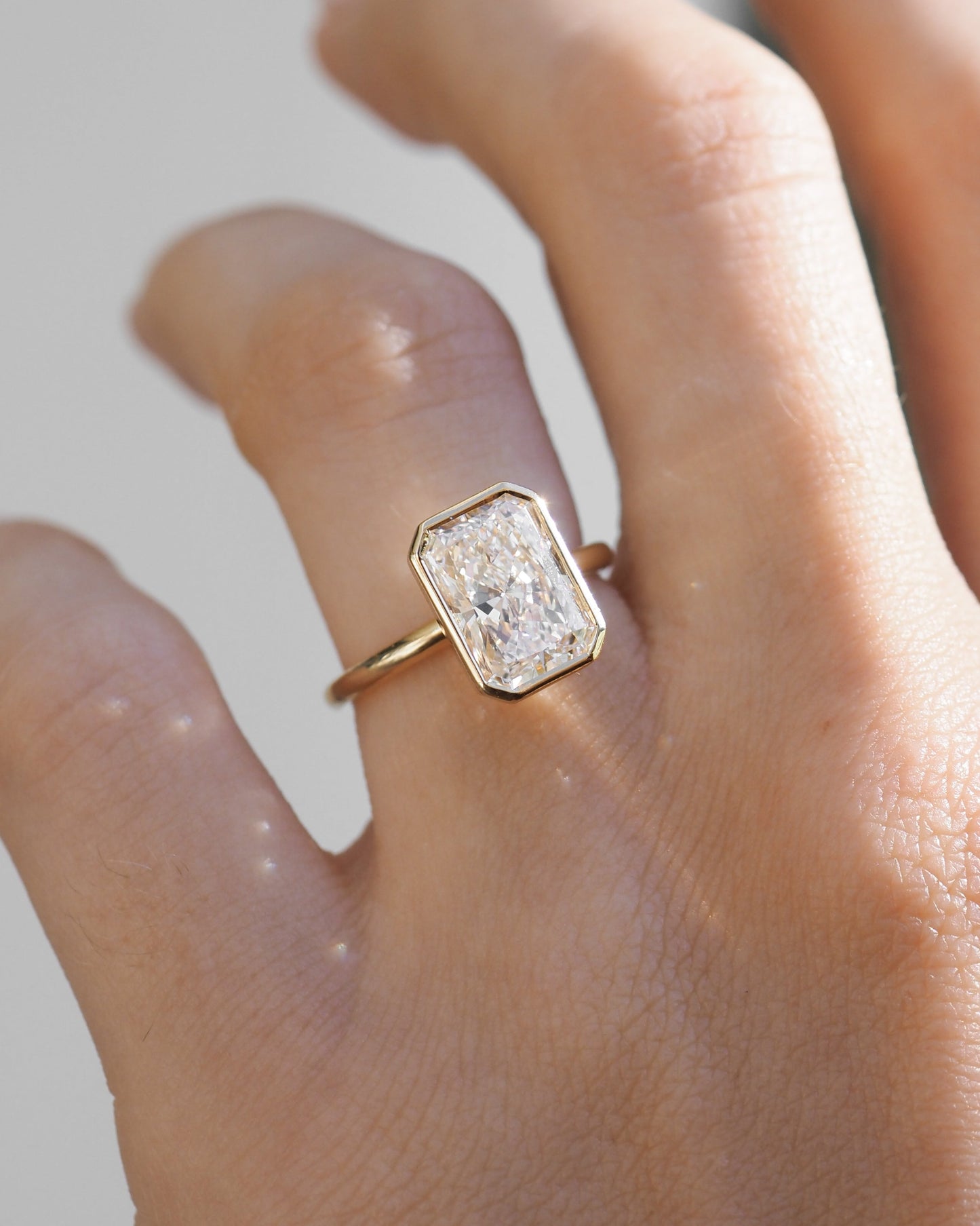 Round Halo, Pave & Split Shank Engagement Ring – 1.93 CT Lab Grown Diamond