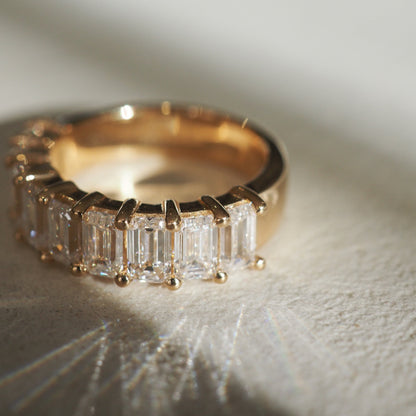 0.35 TCW Round Diamond Curved Pave DEF/VVS Lab Grown Wedding Band