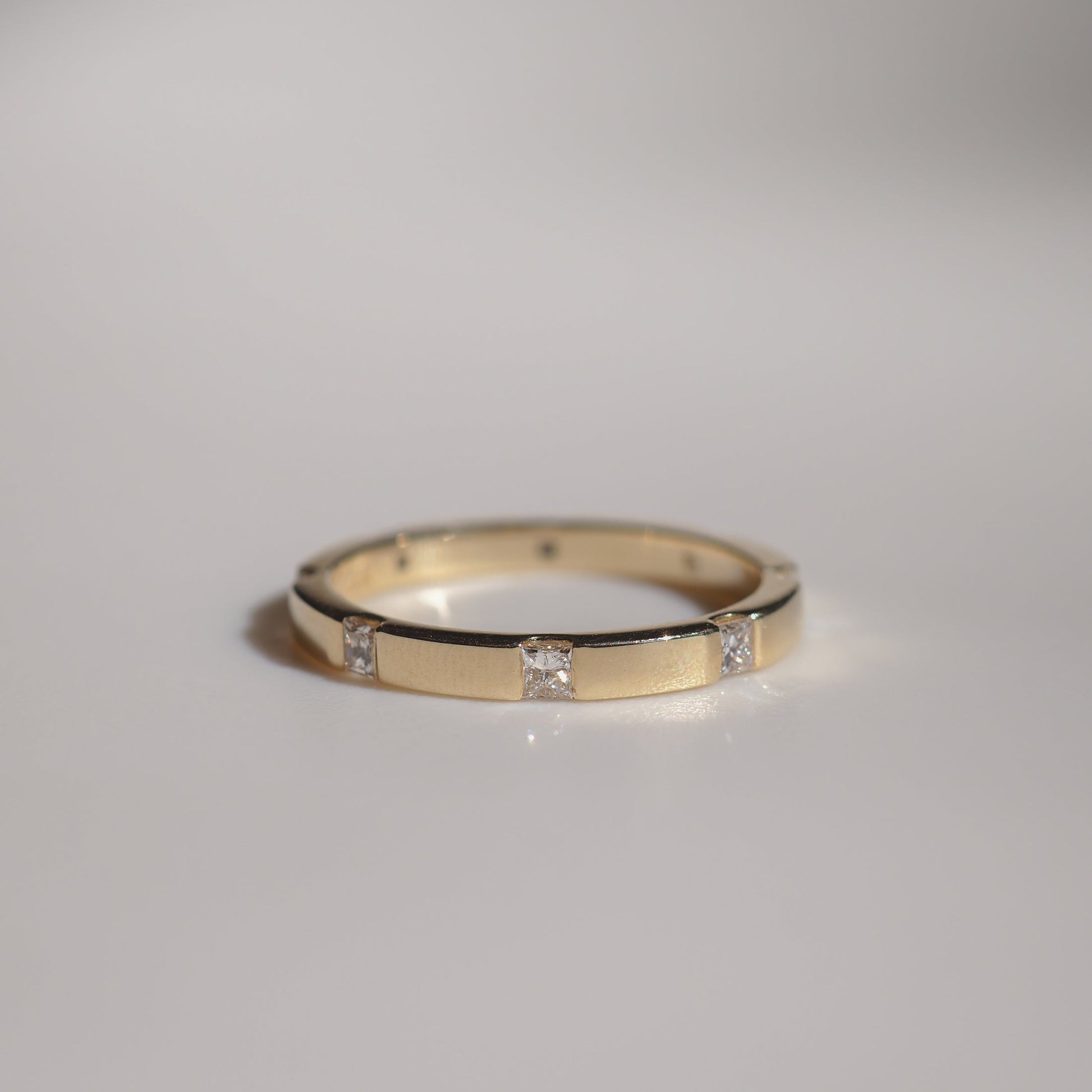 0.35 TCW Round Diamond Curved Pave DEF/VVS Lab Grown Wedding Band