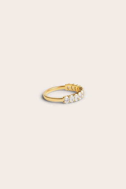 0.2 TCW Round Diamond Curved Pave DEF/VVS Lab Grown Wedding Band