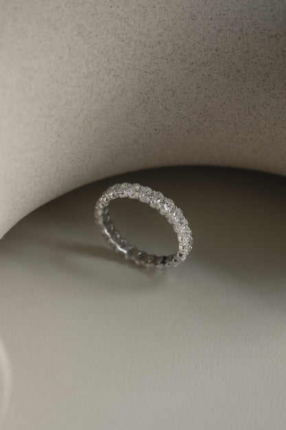 0.2 TCW Round Diamond Curved Pave DEF/VVS Lab Grown Wedding Band
