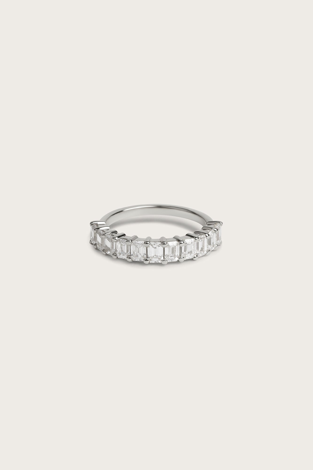0.2 TCW Round Diamond Curved Pave DEF/VVS Lab Grown Wedding Band