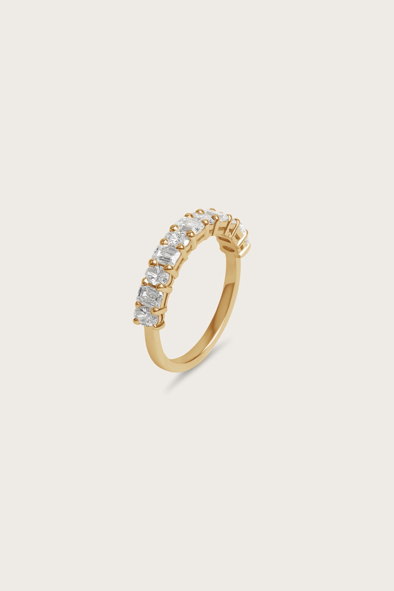 0.2 TCW Round Diamond Curved Pave DEF/VVS Lab Grown Wedding Band