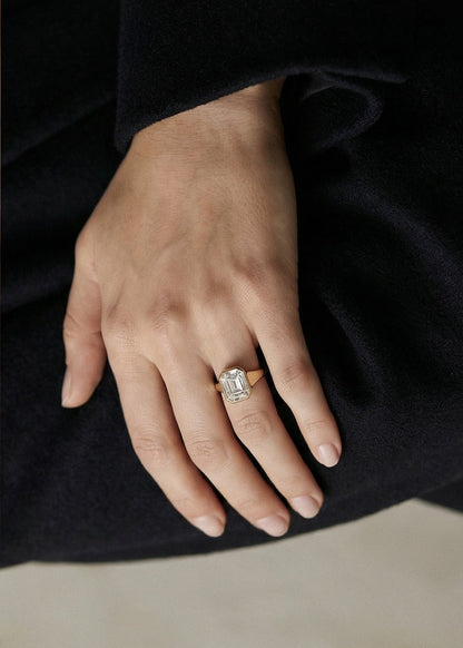 Moval Swirl Semi Pave Engagement Ring – 2.5 CT Lab Grown Diamond