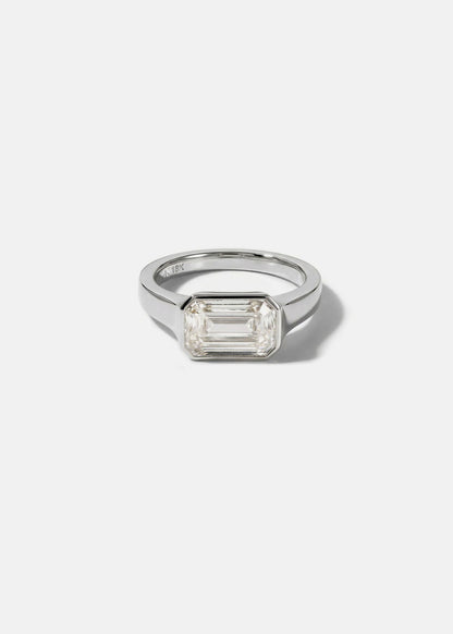 Moval Swirl Semi Pave Engagement Ring – 2.5 CT Lab Grown Diamond