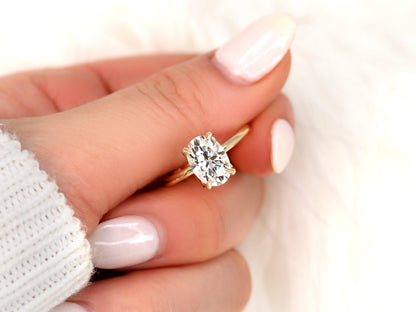 2 CT Emerald Pave Moissanite Engagement Ring