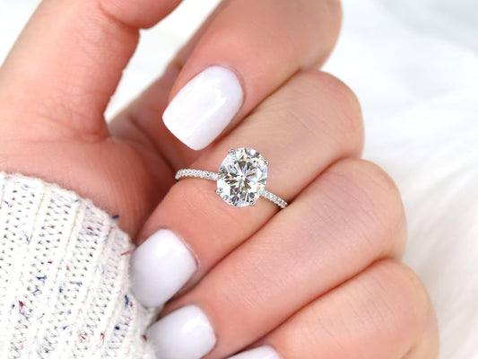 2 CT Emerald Pave Moissanite Engagement Ring