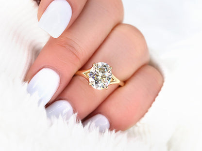 2 CT Emerald Pave Moissanite Engagement Ring