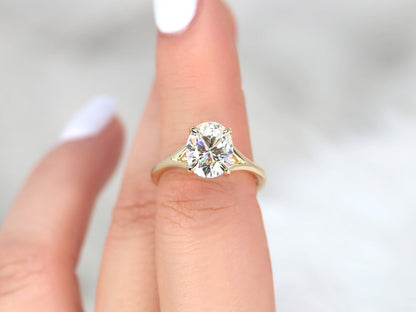 2 CT Emerald Pave Moissanite Engagement Ring