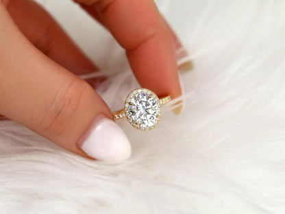 2 CT Emerald Pave Moissanite Engagement Ring