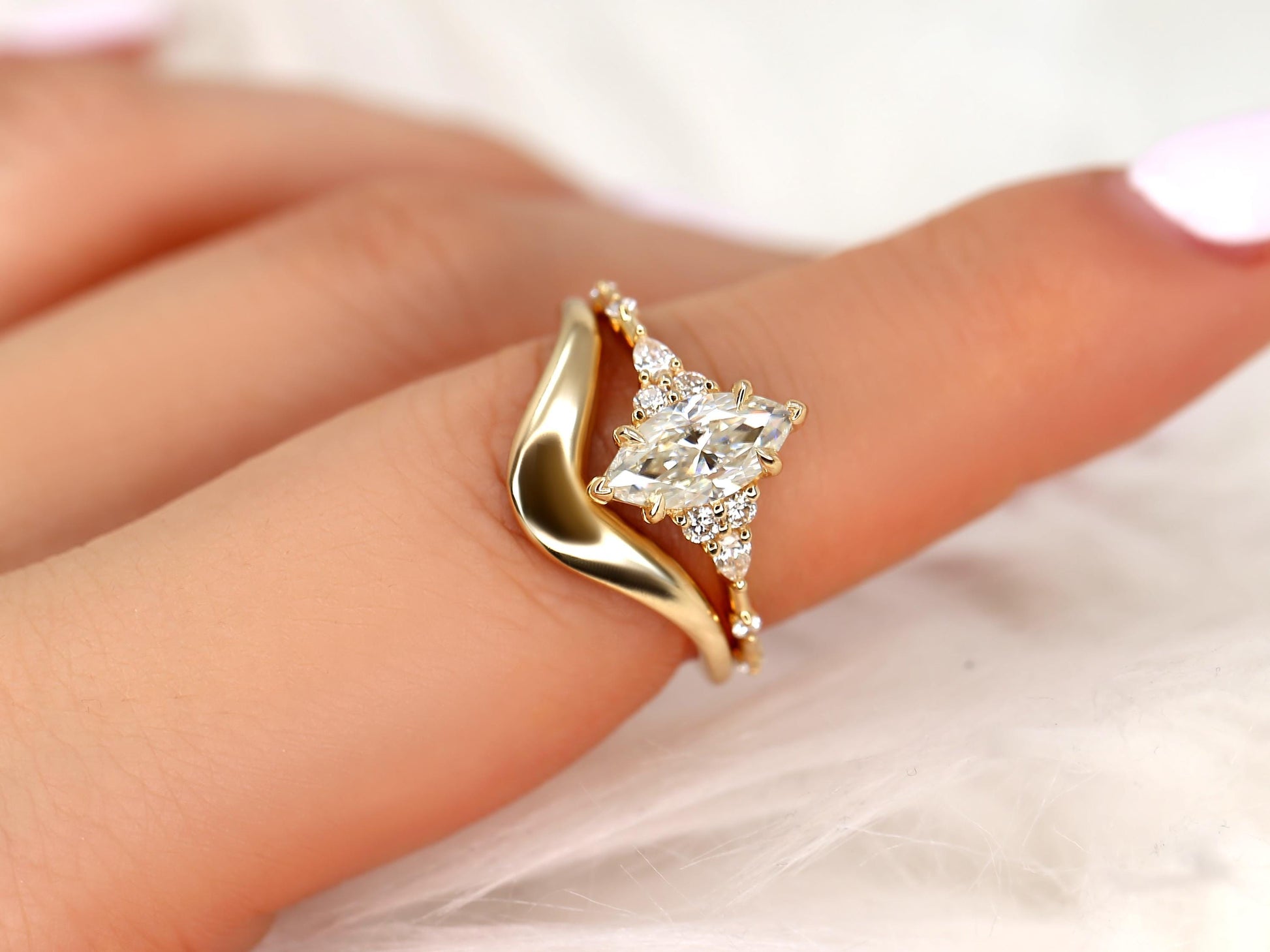 3.0 CT Elongated Cushion Solitaire Moissanite Diamond Bridal Ring Set