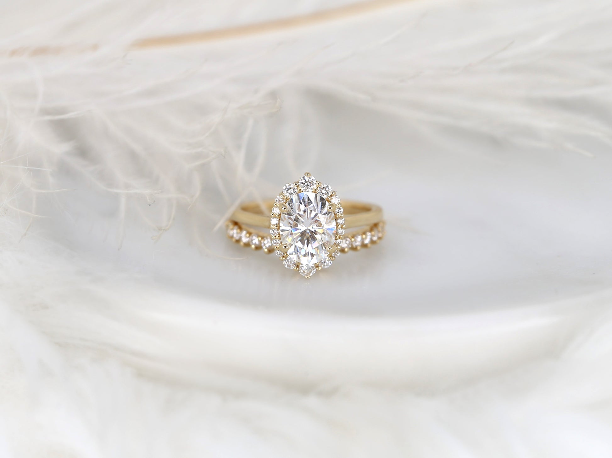 3.0 CT Elongated Cushion Solitaire Moissanite Diamond Bridal Ring Set