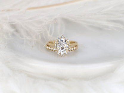 3.0 CT Elongated Cushion Solitaire Moissanite Diamond Bridal Ring Set
