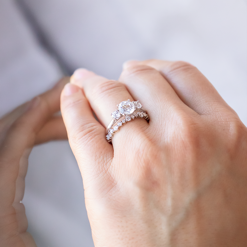 2 CT Round Three Stones Lab Grown Diamond Engagement Ring