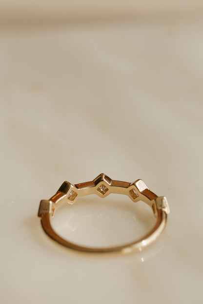 0.13 TCW Round Twisted Moissanite Wedding Band