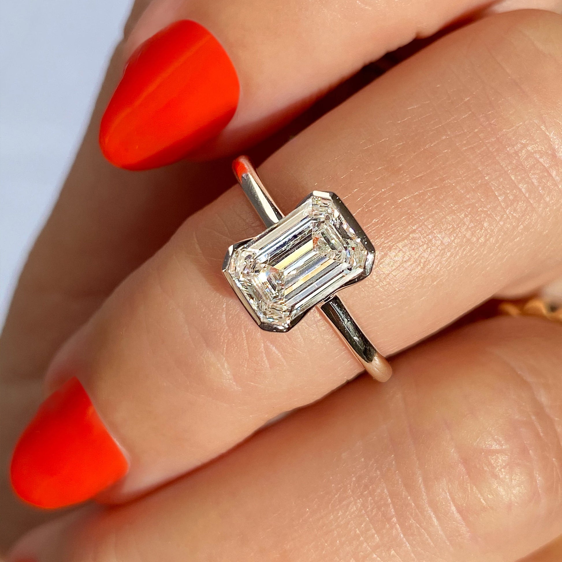 Oval Solitaire With Raised Basket Gallery Lab Grown Diamond Engagement Ring