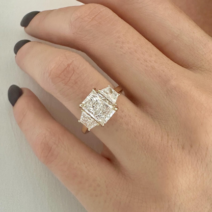 Round Halo, Pave & Split Shank Engagement Ring – 1.93 CT Lab Grown Diamond