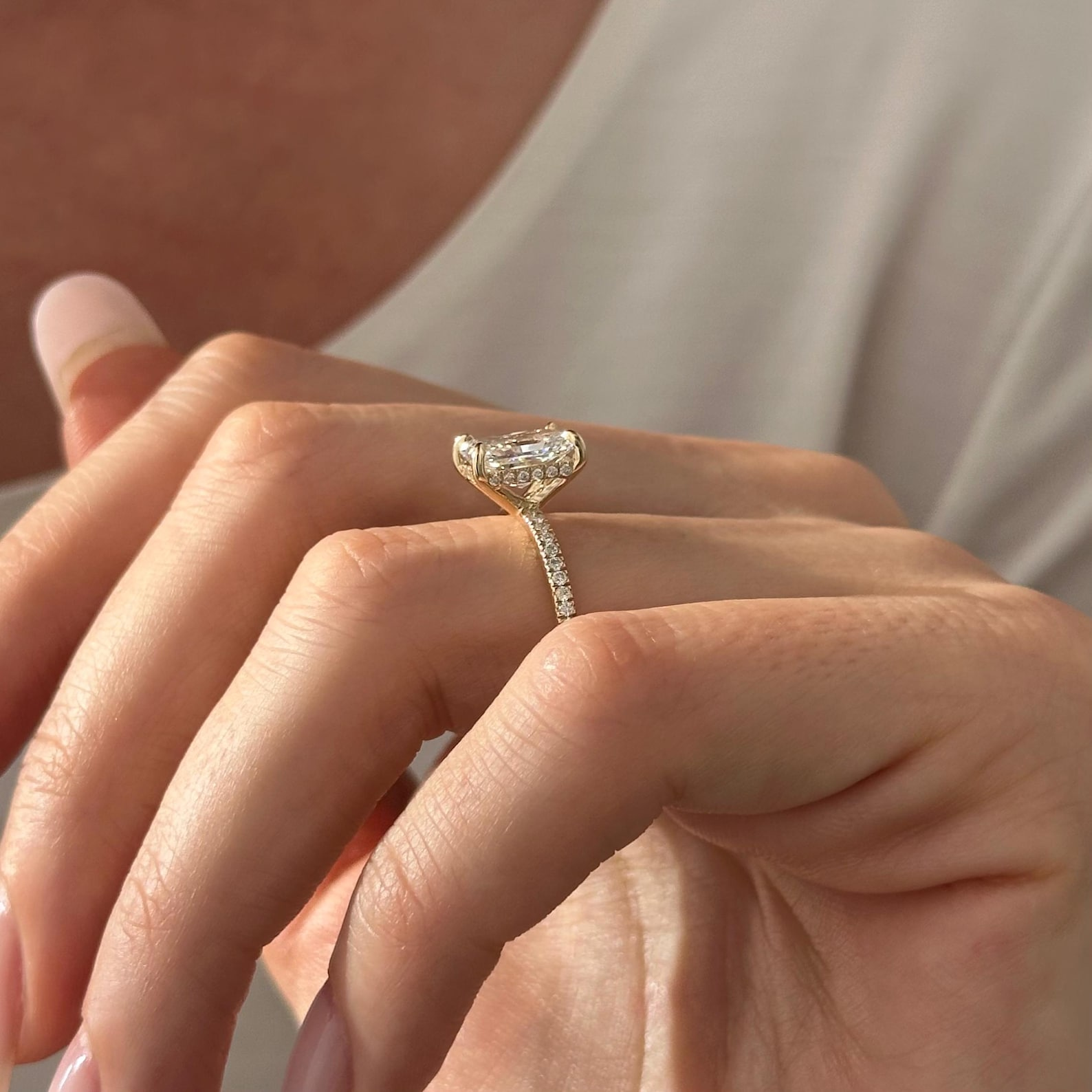 Round Halo, Pave & Split Shank Engagement Ring – 1.93 CT Lab Grown Diamond