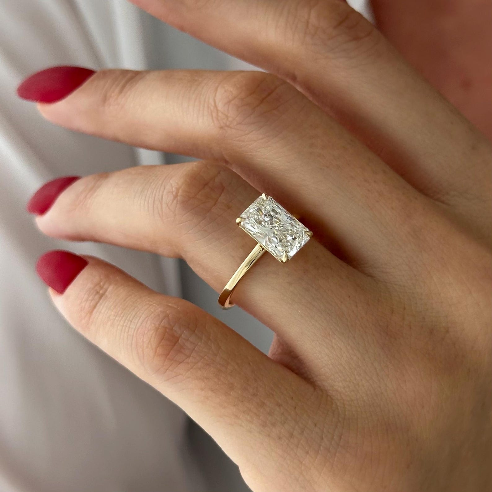 Round Halo, Pave & Split Shank Engagement Ring – 1.93 CT Lab Grown Diamond