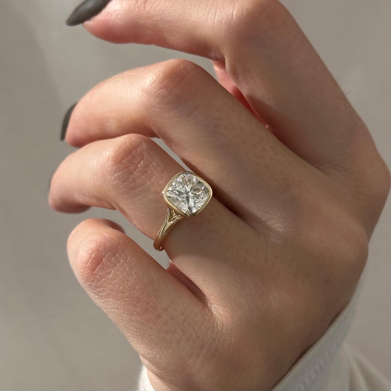 Round Halo, Pave & Split Shank Engagement Ring – 1.93 CT Lab Grown Diamond