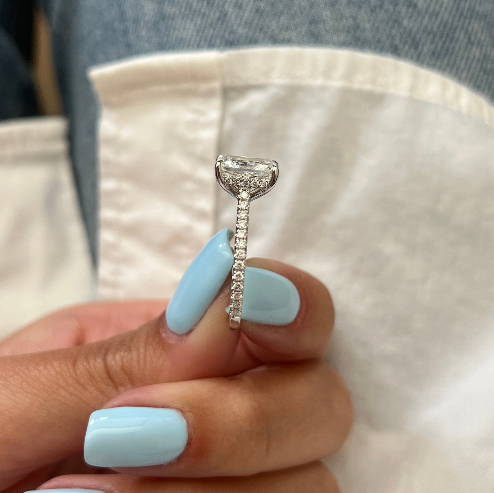 Round Halo, Pave & Split Shank Engagement Ring – 1.93 CT Lab Grown Diamond