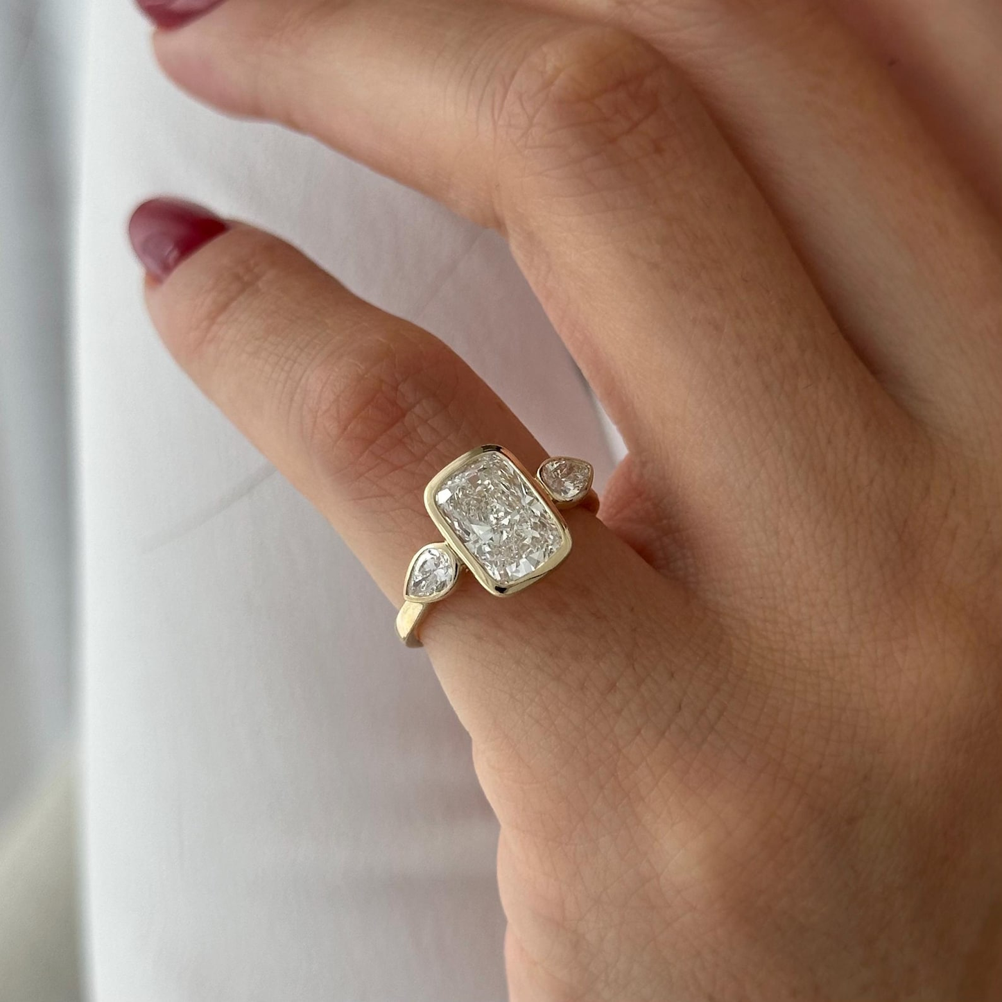 Round Halo, Pave & Split Shank Engagement Ring – 1.93 CT Lab Grown Diamond