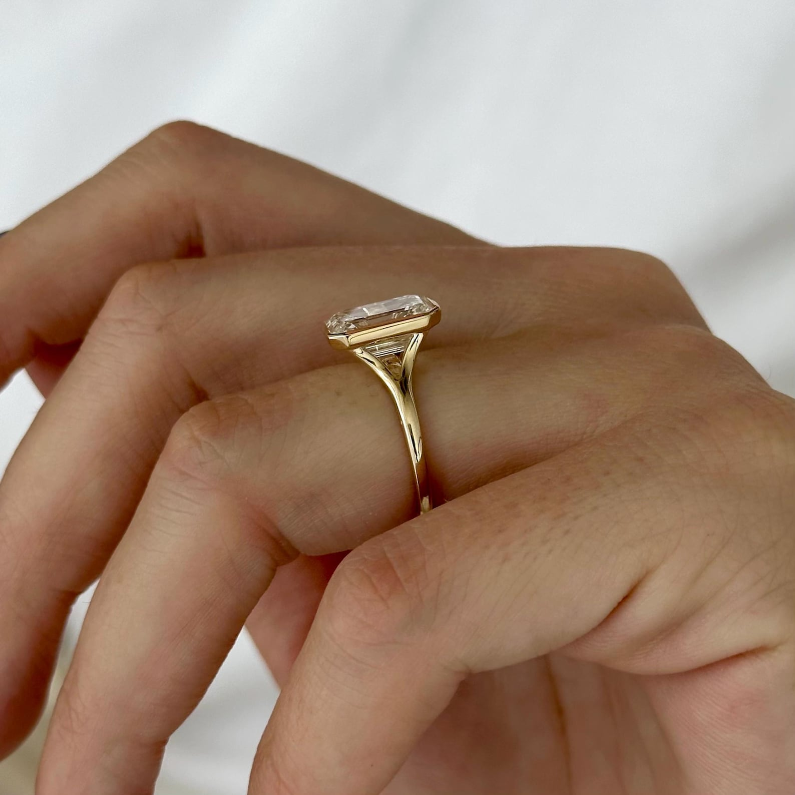 Round Halo, Pave & Split Shank Engagement Ring – 1.93 CT Lab Grown Diamond