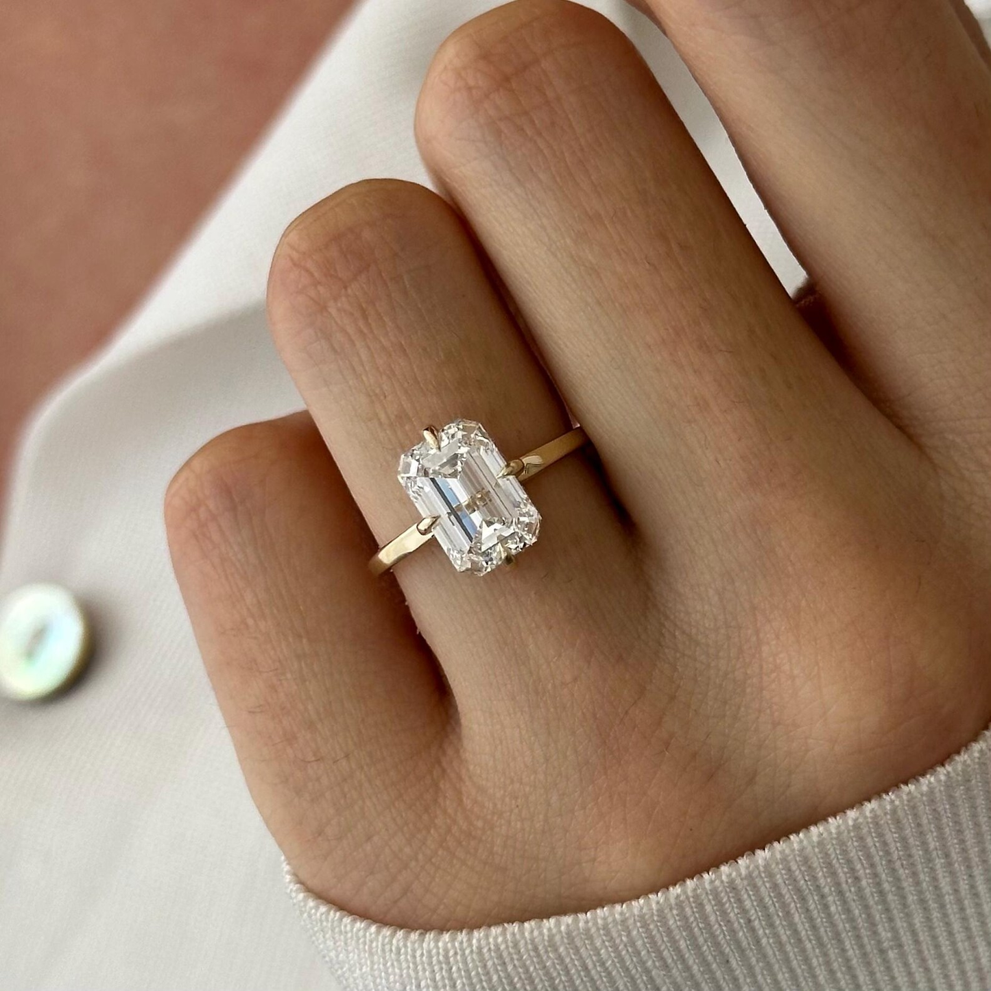 Round Halo, Pave & Split Shank Engagement Ring – 1.93 CT Lab Grown Diamond