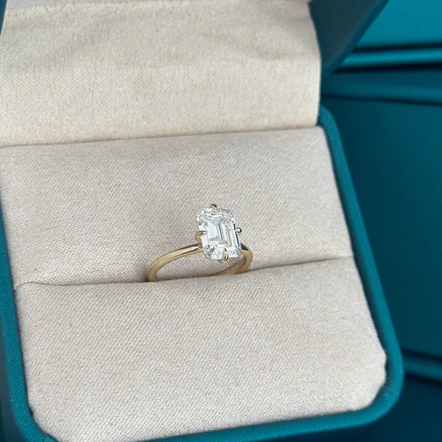 Round Halo, Pave & Split Shank Engagement Ring – 1.93 CT Lab Grown Diamond