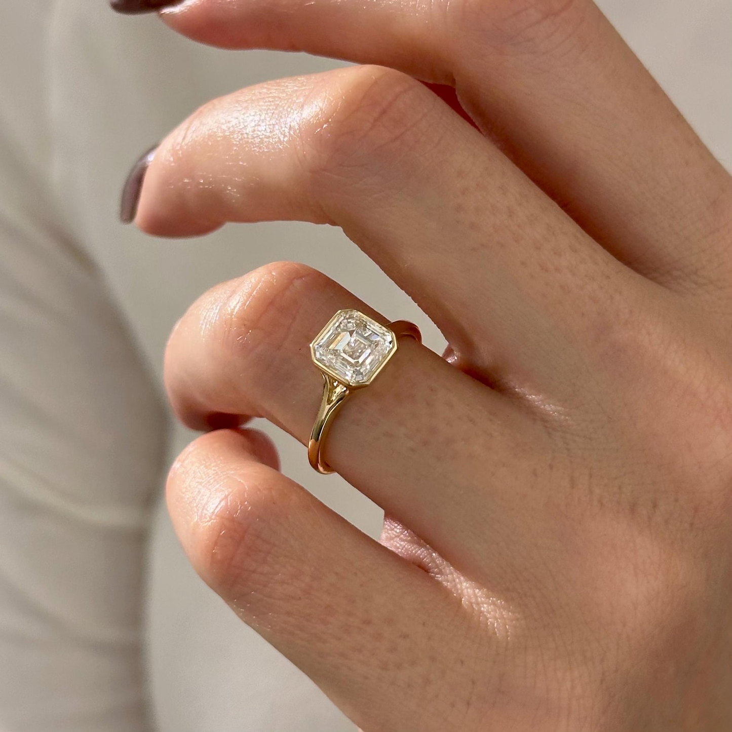Round Halo, Pave & Split Shank Engagement Ring – 1.93 CT Lab Grown Diamond