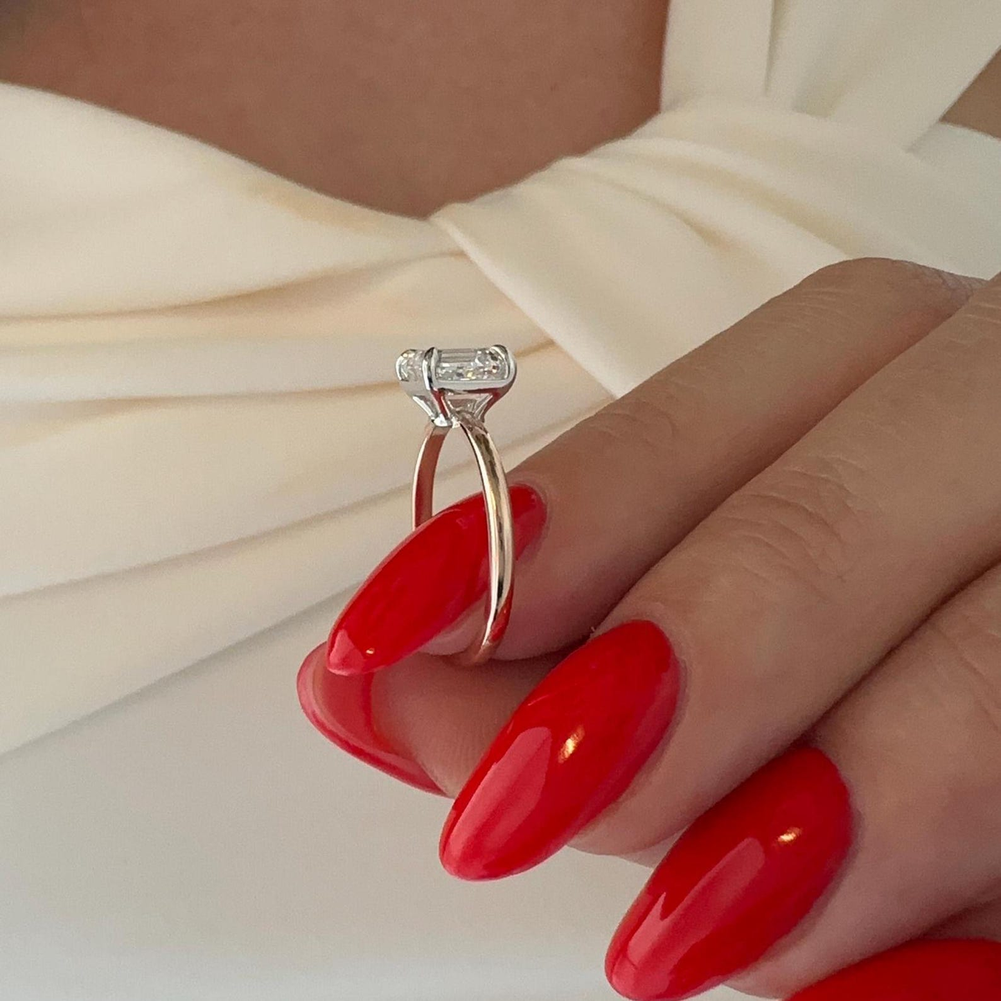Round Halo, Pave & Split Shank Engagement Ring – 1.93 CT Lab Grown Diamond
