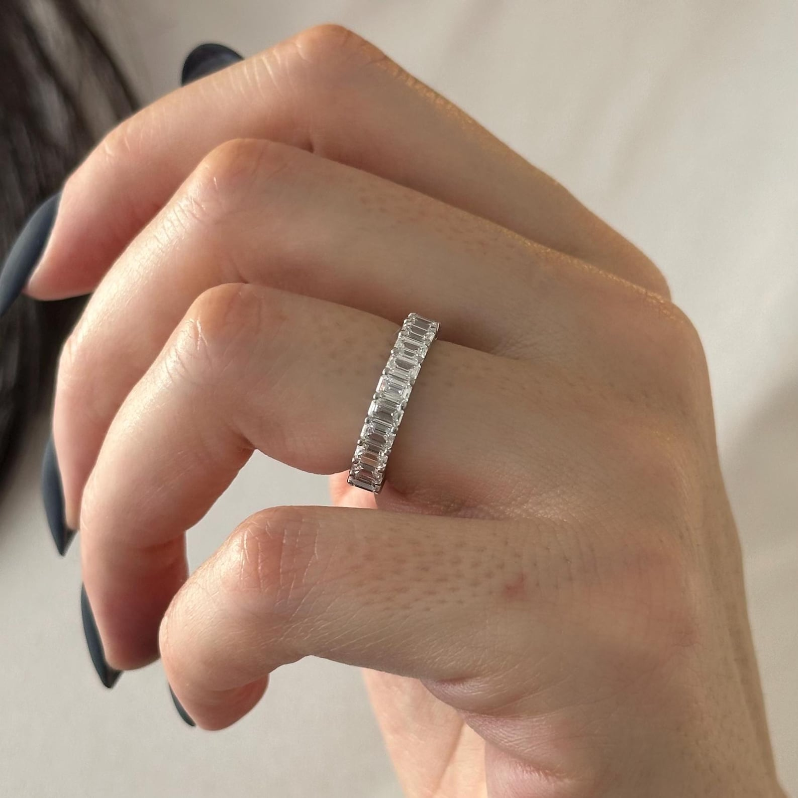 0.13 TCW Round Twisted DEF/VVS Lab Grown Diamond Wedding Band