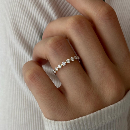 0.13 TCW Round Twisted DEF/VVS Lab Grown Diamond Wedding Band